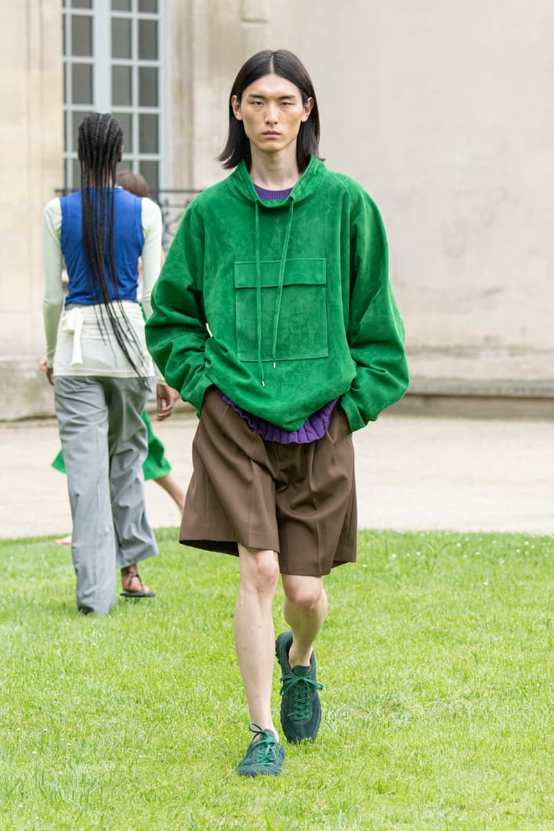 auralee spring summer 2023 paris fashion week new balance details information