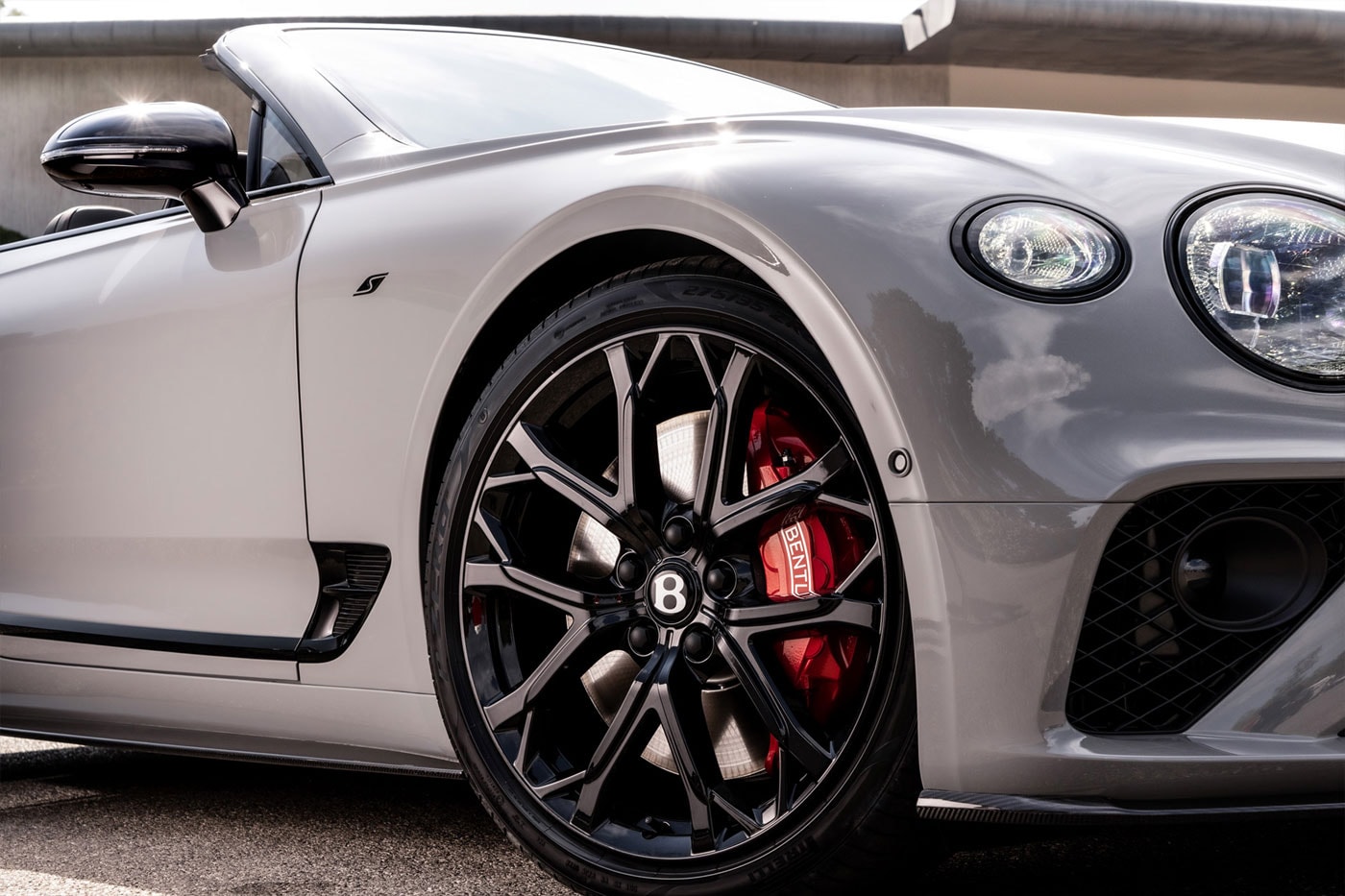 Bentley Unveils All New Continental GT S twin turbo gtc 22 inch wheels badging range release info date price