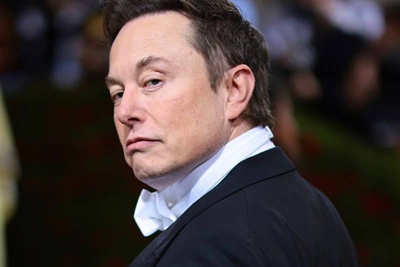 Elon Musk forces Apple App Store to rename Twitter 'X