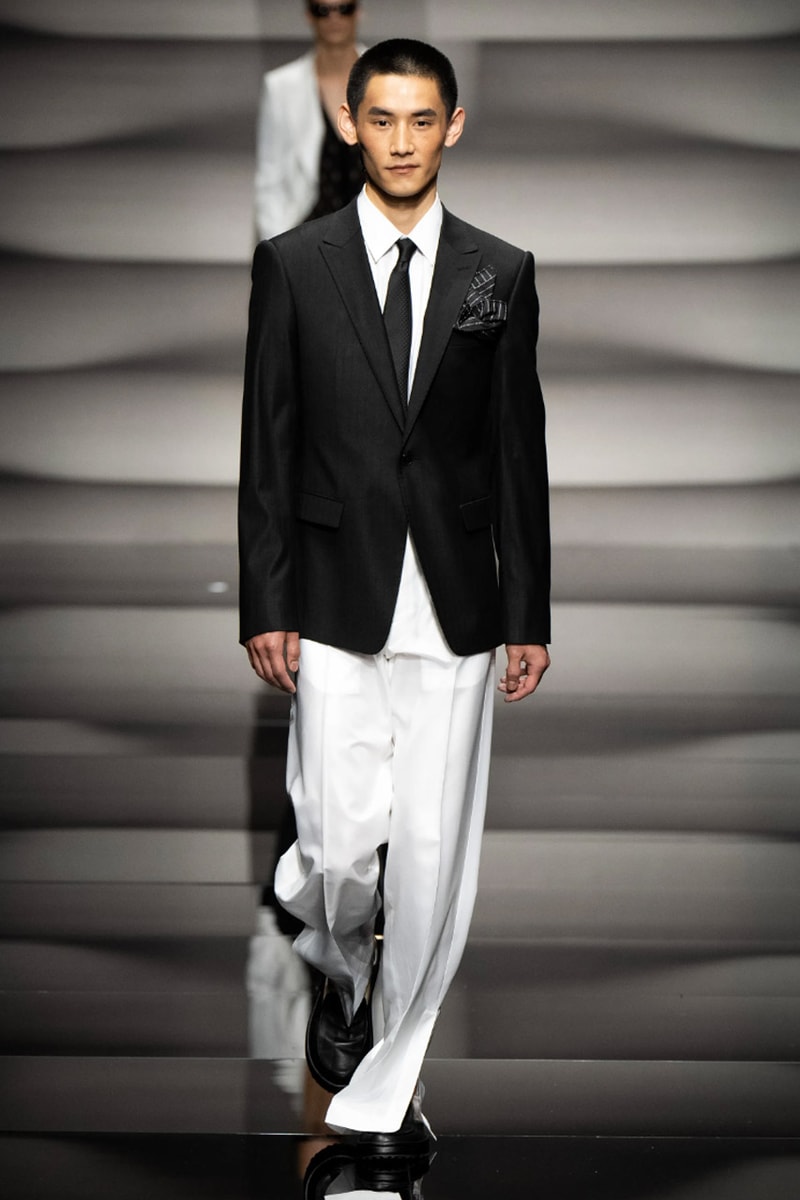 Emporio Armani SS23 Prepares for a Lively Summer Holiday