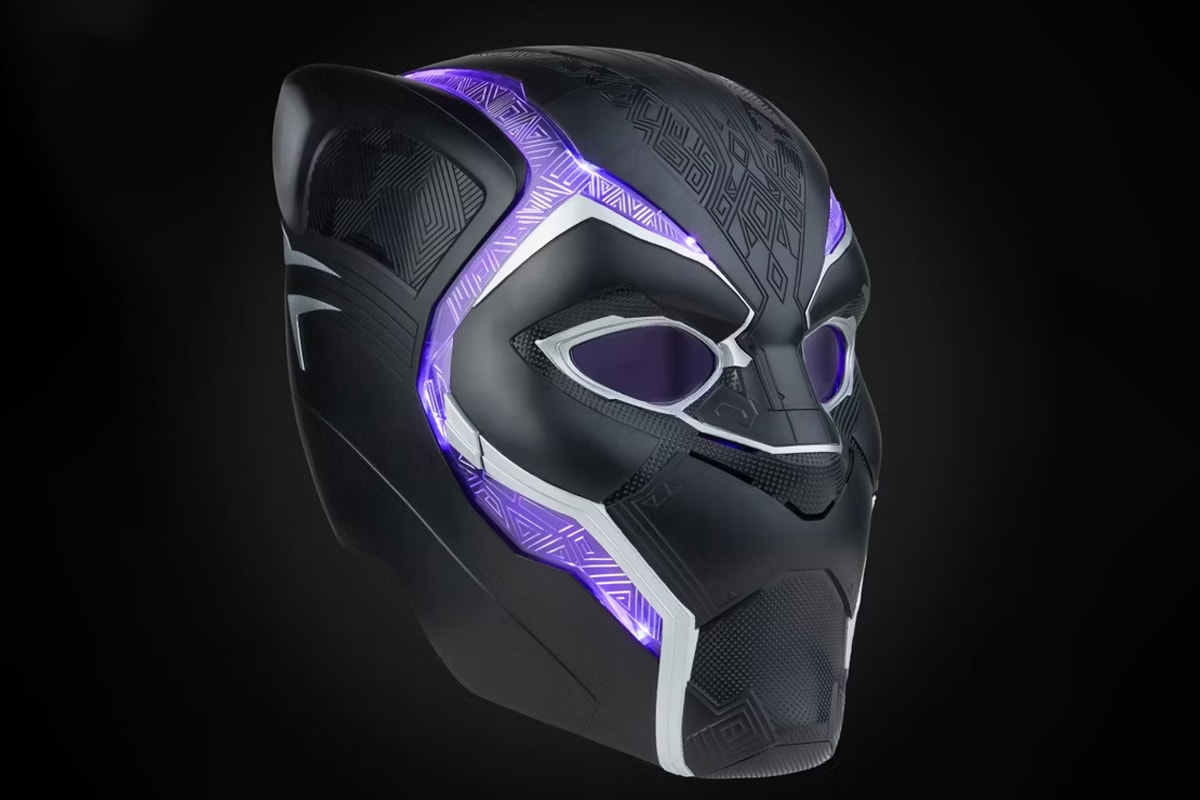hasbro pulse marvel studios cinematic universe black panther wakanda forever electronic helmet vibranium toy collectible 
