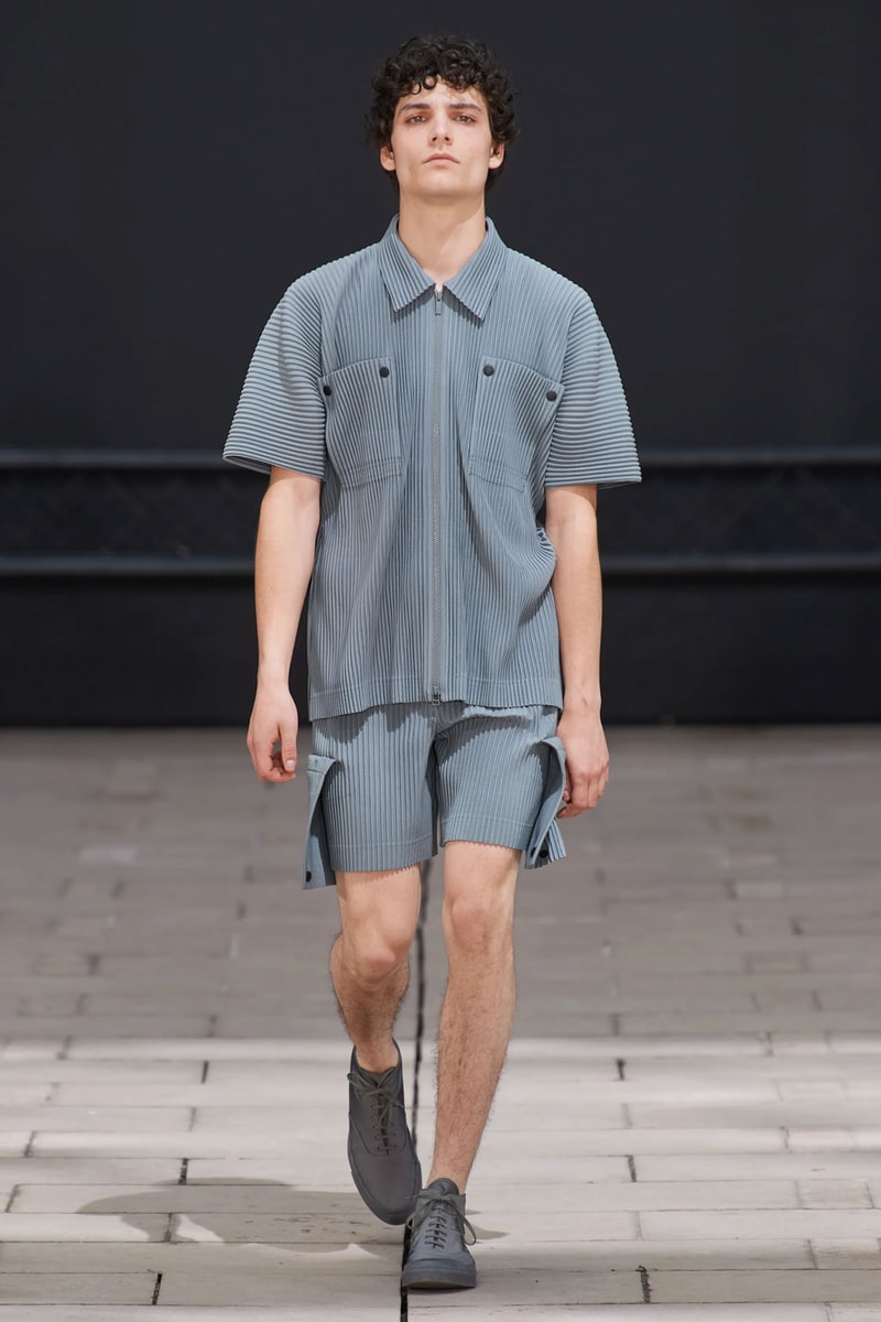 Homme Plissé Issey Miyake SS23 Collection Runway Photos Paris Fashion Week Men's