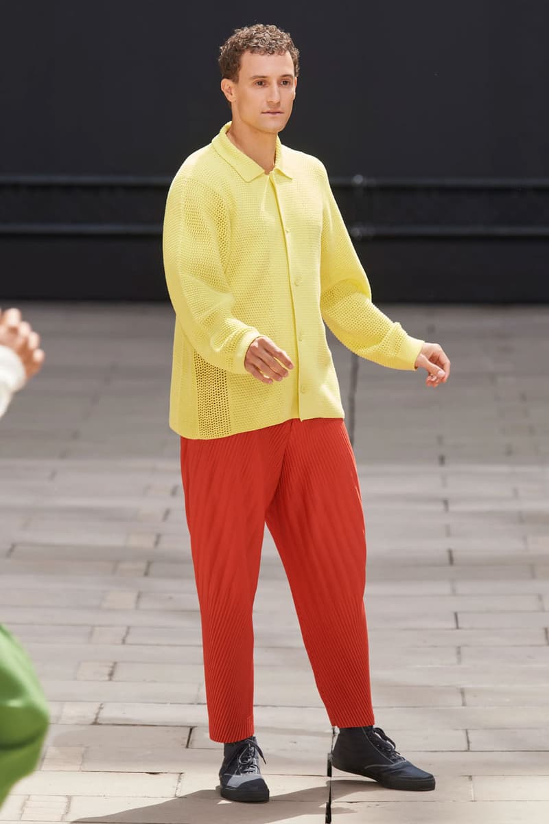 Homme Plissé Issey Miyake SS23 Collection Runway Photos Paris Fashion Week Men's