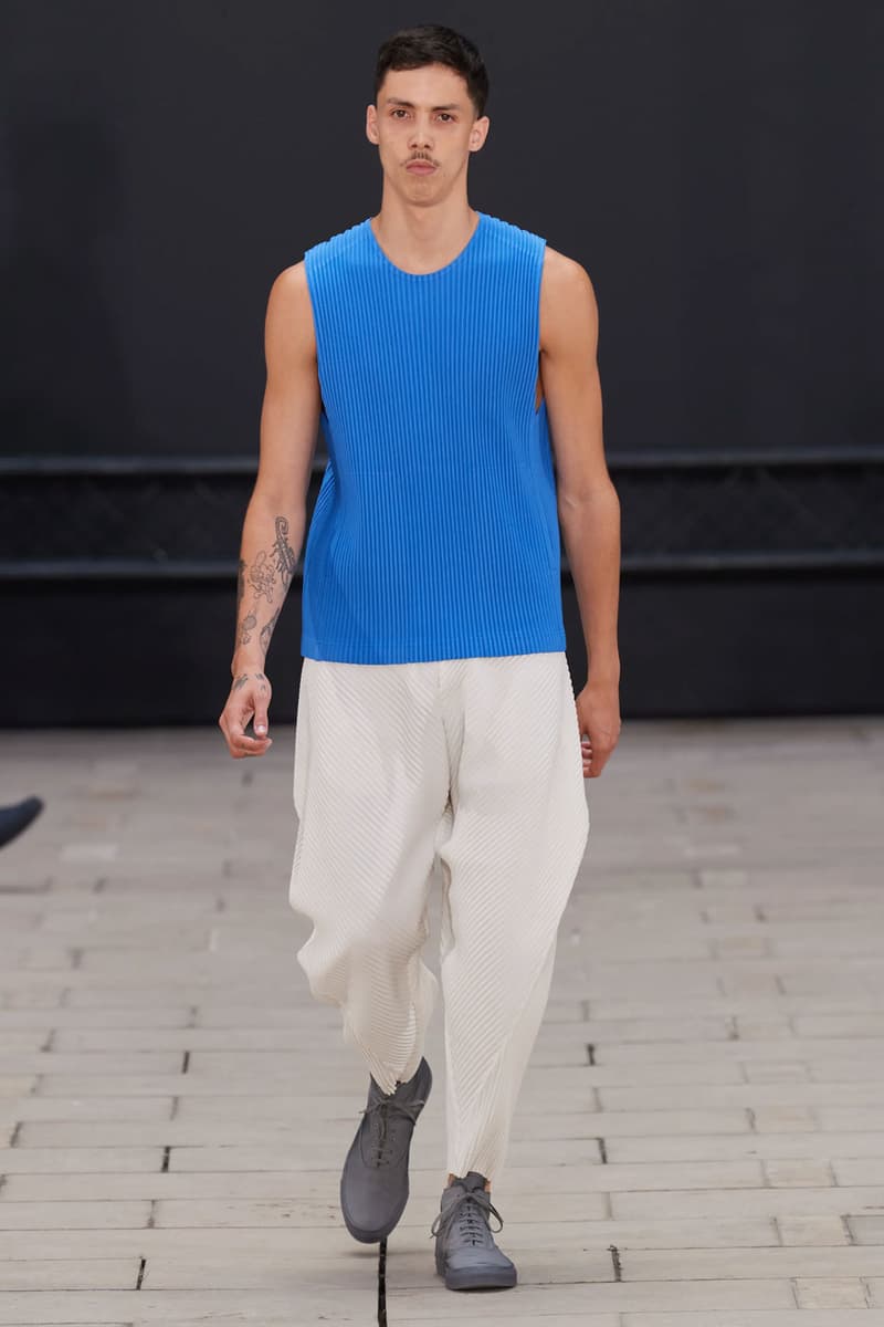Homme Plissé Issey Miyake SS23 Collection Runway Photos Paris Fashion Week Men's