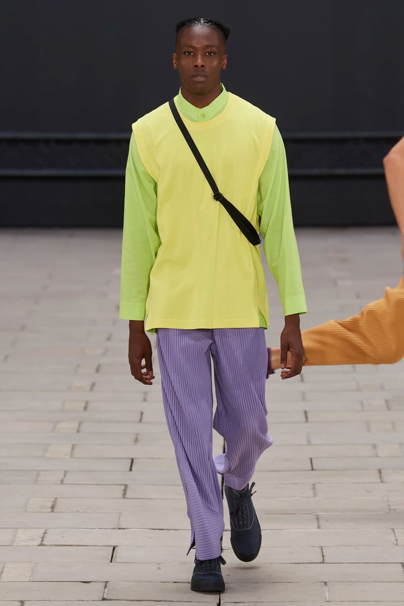 Homme Plissé Issey Miyake SS23 Collection Runway Photos Paris Fashion Week Men's