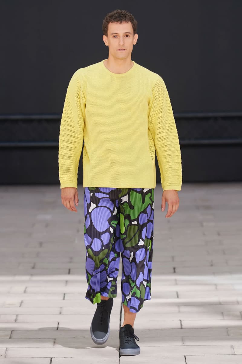 Homme Plissé Issey Miyake SS23 Collection Runway Photos Paris Fashion Week Men's