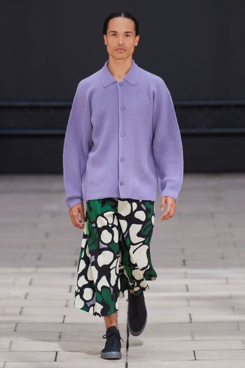 Homme Plissé Issey Miyake SS23 Collection Runway Photos Paris Fashion Week Men's