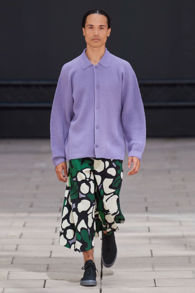Homme Plissé Issey Miyake SS23 Collection Runway Photos Paris Fashion Week Men's