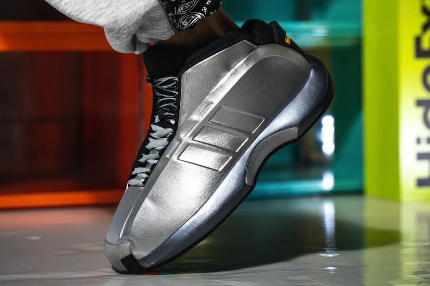 krater smeren roman adidas Crazy 1 OG "Metallic Silver" Re-Release On-Foot Look | Hypebeast