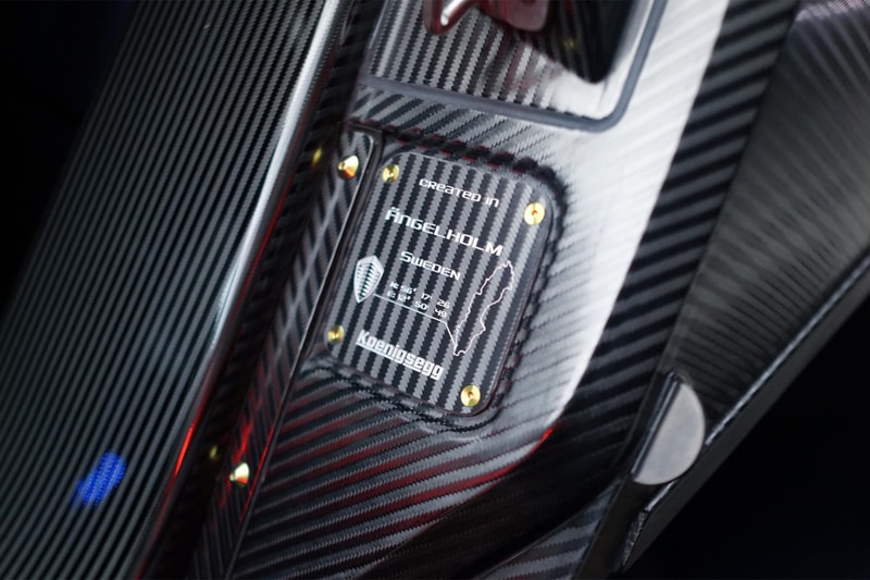 koenigsegg north america last final regera delivery carbon fiber blue trim special exterior body panels bodywork 