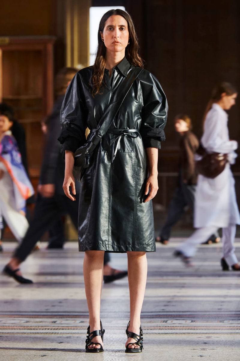 LEMAIRE Spring/Summer 2023 Collection Backstage parisian elegance movement simplistic sophsiticated take 
