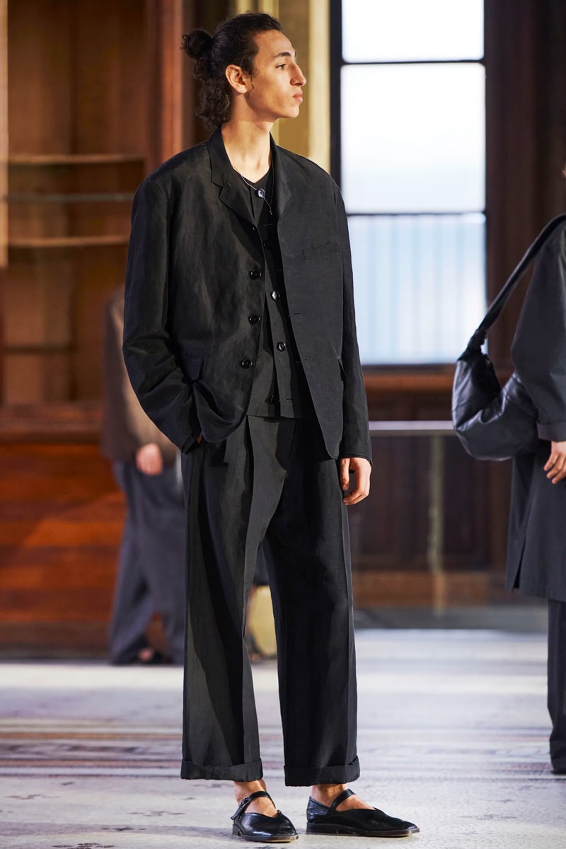 LEMAIRE Spring/Summer 2023 Collection Backstage parisian elegance movement simplistic sophsiticated take 