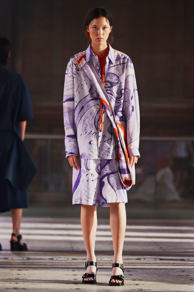 LEMAIRE Spring/Summer 2023 Collection Backstage parisian elegance movement simplistic sophsiticated take 