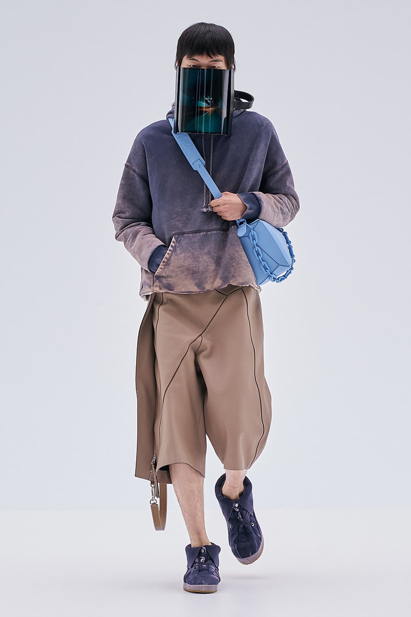 Loewe SS23 Is a Vibrant Fusion of Nature and Technology jonathan anderson paris fashion week birds fish grass shoes