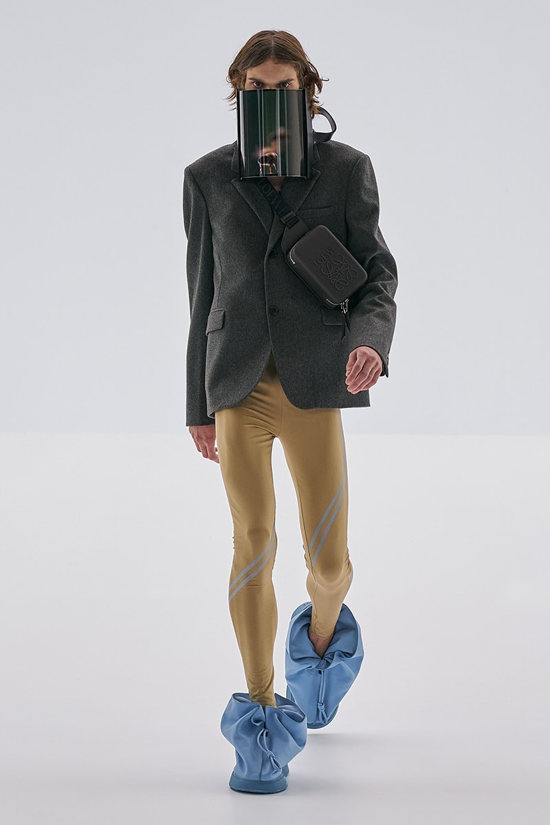 Loewe SS23 Is a Vibrant Fusion of Nature and Technology jonathan anderson paris fashion week birds fish grass shoes