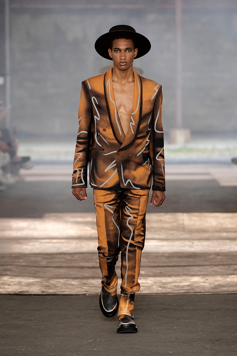 Moschino Spring Summer 2023 Collection Runway Images  Milan Men's Week 2022 Men