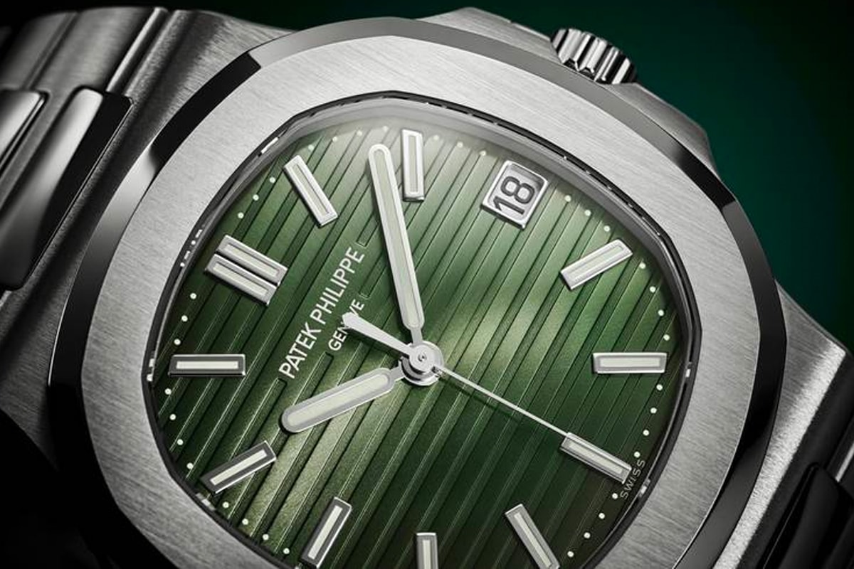 Discontinued Green-Dialed Patek Philippe Nautilus 5711/1A-014 Resells for Over 1,300% tiffany watch charts pp watch collectors luxury swis