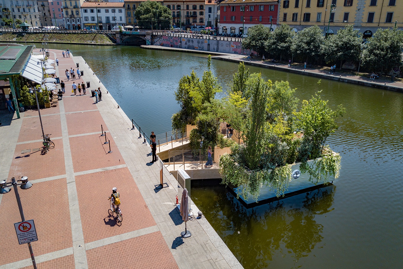 Stefano Boeri Creates "Floating Forest" for Timberland 