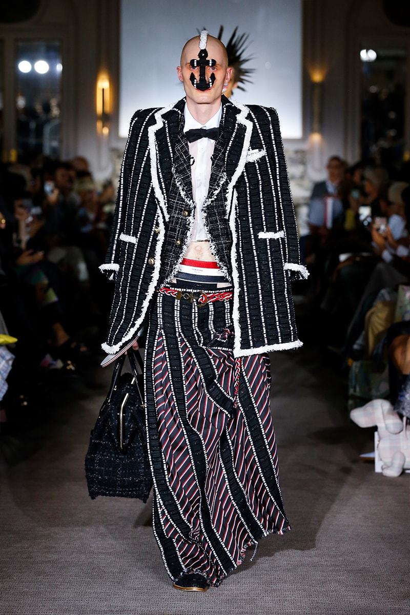 london paris milan fashion week pitti uomo spring summer 2023 best shows highlights jw jonathan anderson loewe prada miuccia raf simons louis vuitton virgil abloh thom browne martine rose charles jeffrey loverboy y/project glenn martens dior kim jones kenzo nigo winnie new york home plisse issey miyake nahmias grace wales bonner