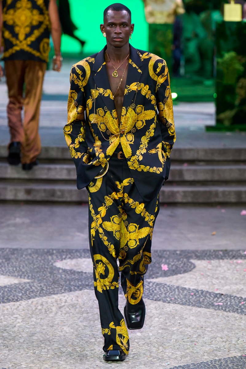 Versace Spring Summer 2023 Collection Runway Images Milan Men's Week 2022 Fashion