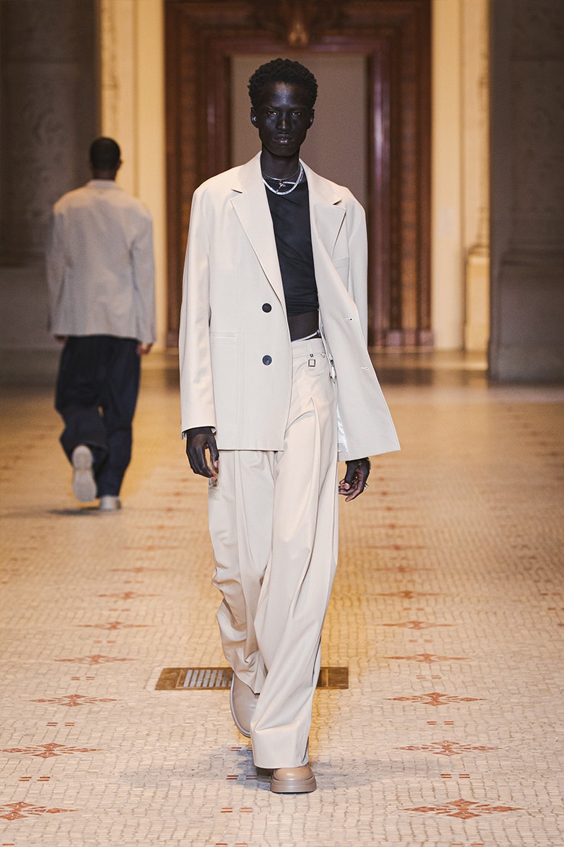 WOOYOUNGMI Celebrates 20 Years With SS23 Collection korean brand paris fashion week pfw silhouette elegance