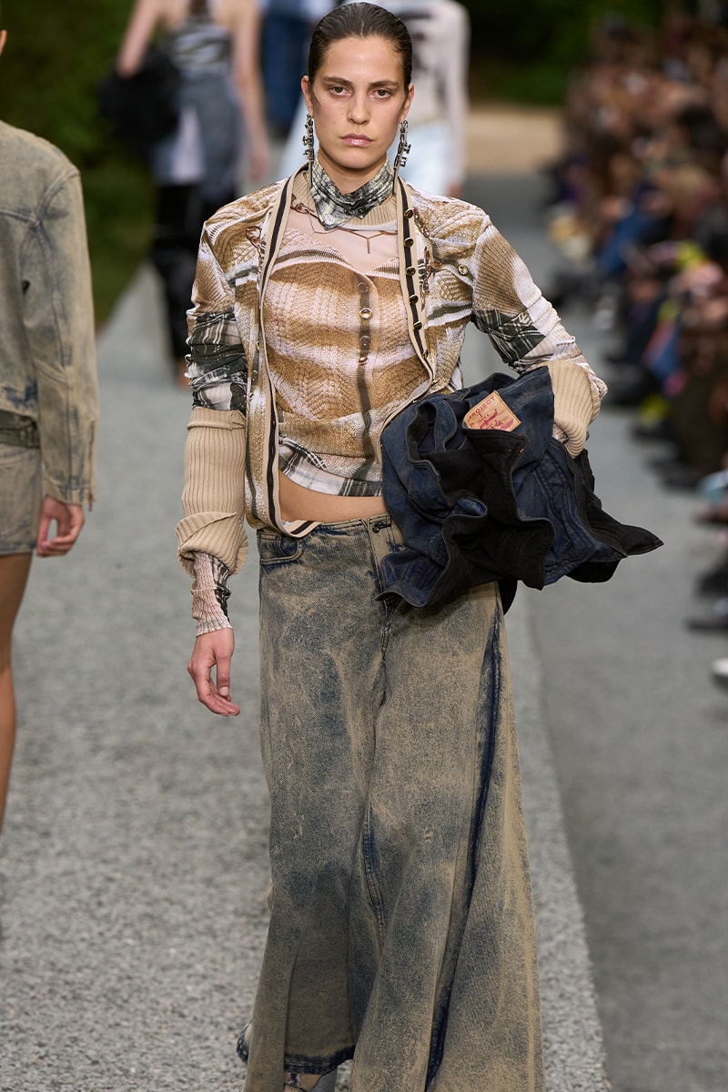 london paris milan fashion week pitti uomo spring summer 2023 best shows highlights jw jonathan anderson loewe prada miuccia raf simons louis vuitton virgil abloh thom browne martine rose charles jeffrey loverboy y/project glenn martens dior kim jones kenzo nigo winnie new york home plisse issey miyake nahmias grace wales bonner