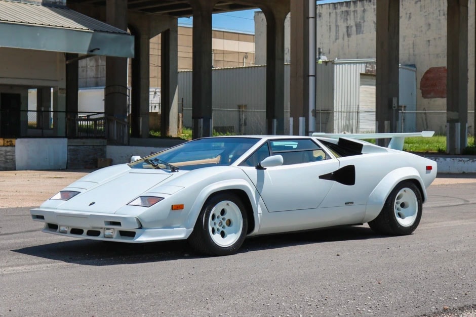 1988 Lamborghini Countach 5000 QV Appears at Auction