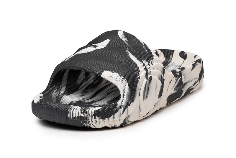 adidas Originals Adilette 22 Carbon / Aluminium Release Information Slides Footwear Kanye West YEEZY SLIDE 