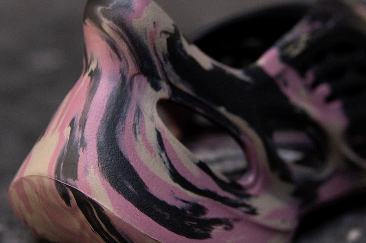 adidas YEEZY Foam Runner MX Carbon Closer Look Release Info Date Buy Price Kanye West