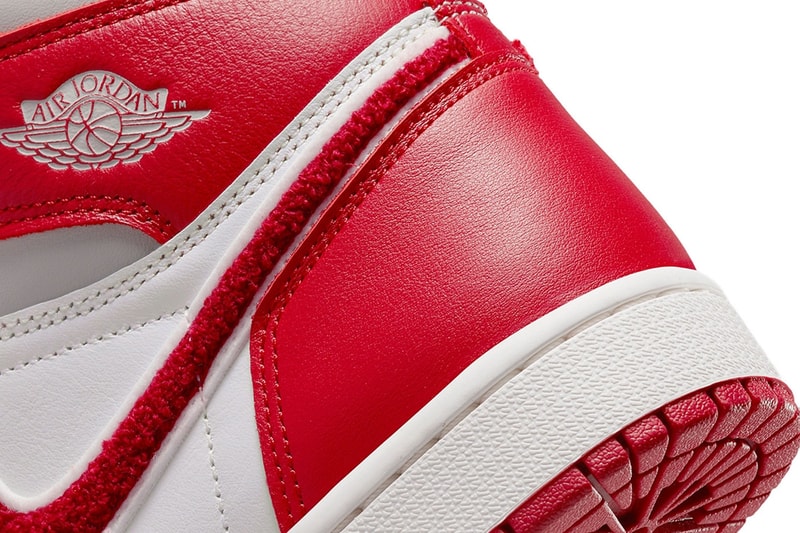 Air Jordan 1 Women’s Chenille DJ4891-061 Release Info Light Iron Ore Varsity Red Sail