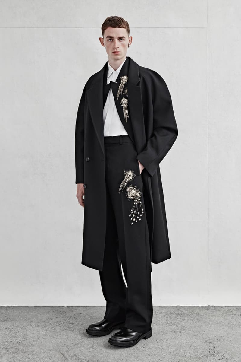 Alexander McQueen Spring Summer 2023 Menswear Collection Lookbook Sarah Burton Designer Fashion British 