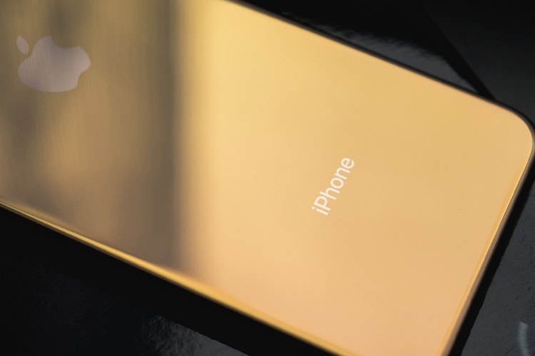 Take a Look at the Apple iPhone 2G Prototype Worth Half a Million USD