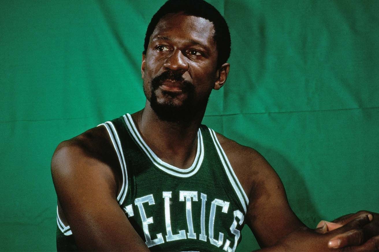 Bill Russell dies 88 years old boston celtics hall of famer champion civil rights martin luther king NBA legend news info 