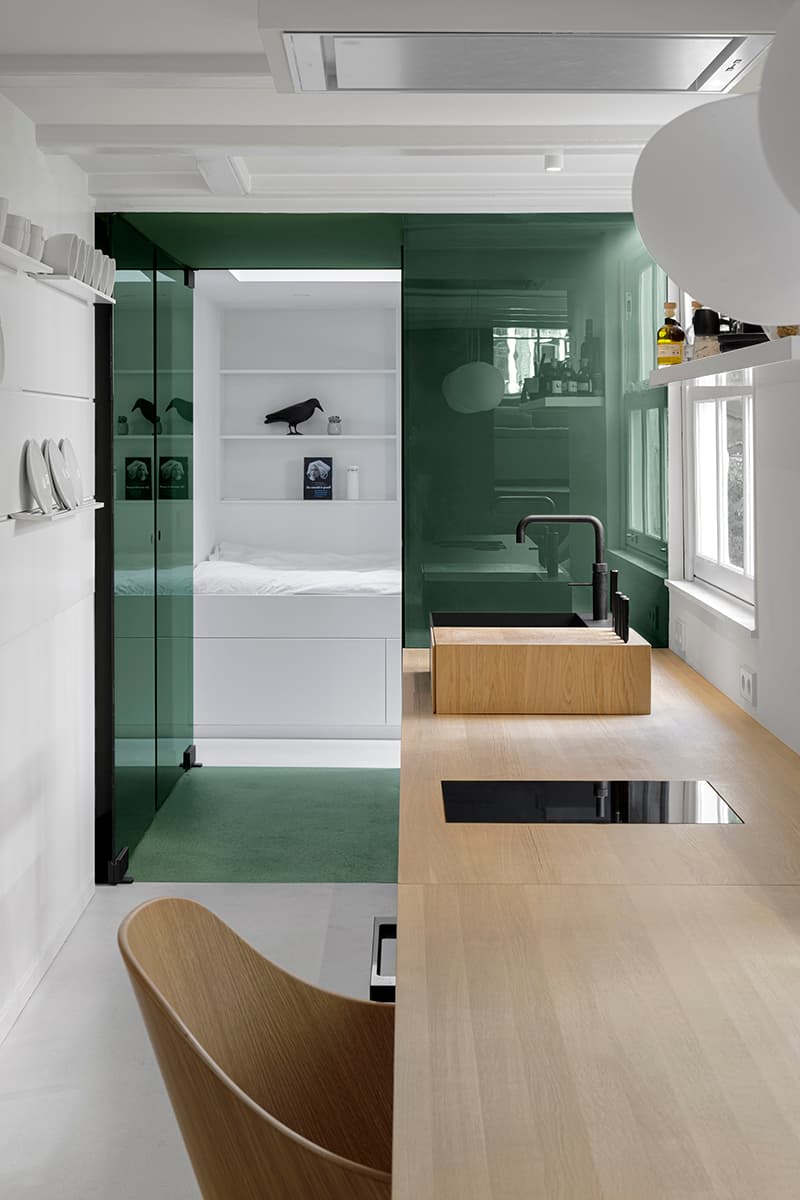 i29 Transforms Amsterdam Canal House Using Green Accents 