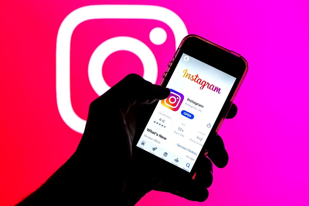 instagram updates features full screen feed recommended posts reversal adam mosseri meta facebook user backlash