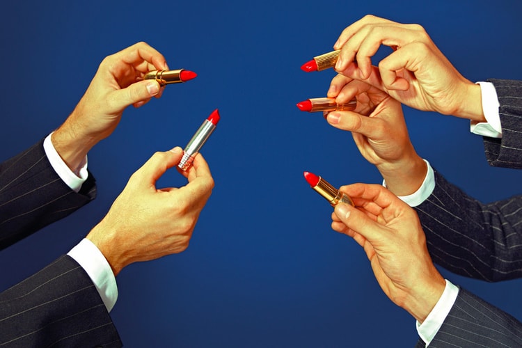 ‘Objects of Desire’ Explores the Interplay Between Fine Art and Commercial Photography