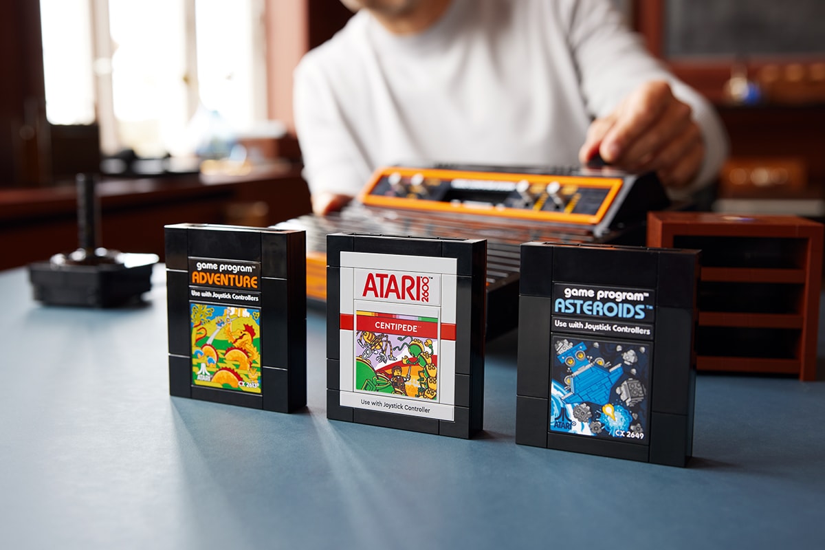 lego atari 50th anniversary celebrations 2600 video computer game system replica brick set collectibles toys 10306 august 1