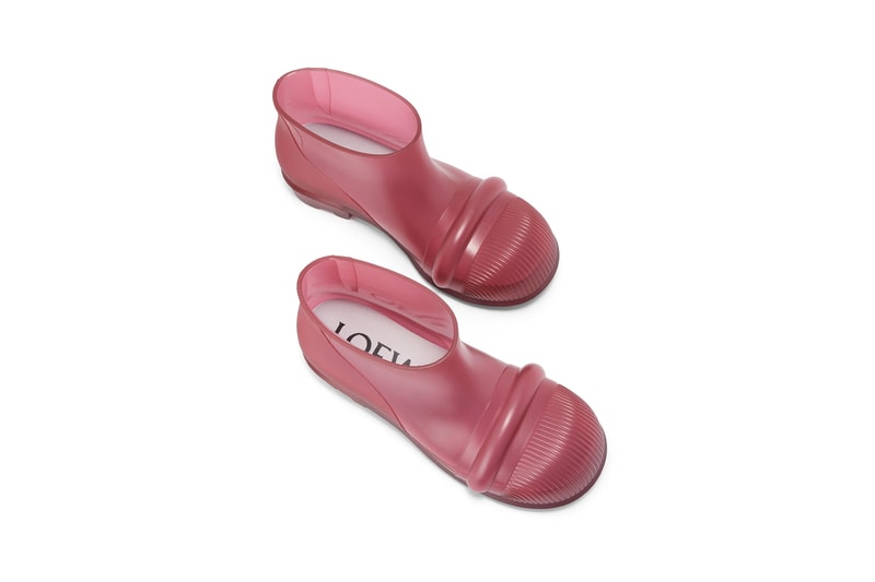 LOEWE Fall Winter 2022 Rubber Boot Black Transparent Red Mens Jonathan Anderson Footwear Avant Garde