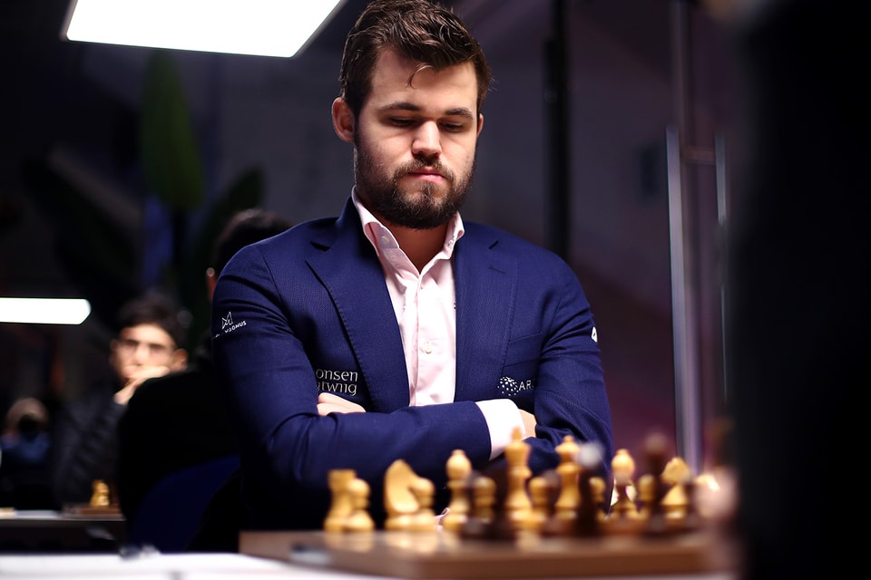 Magnus Carlsen: WowAwesome game dude. 