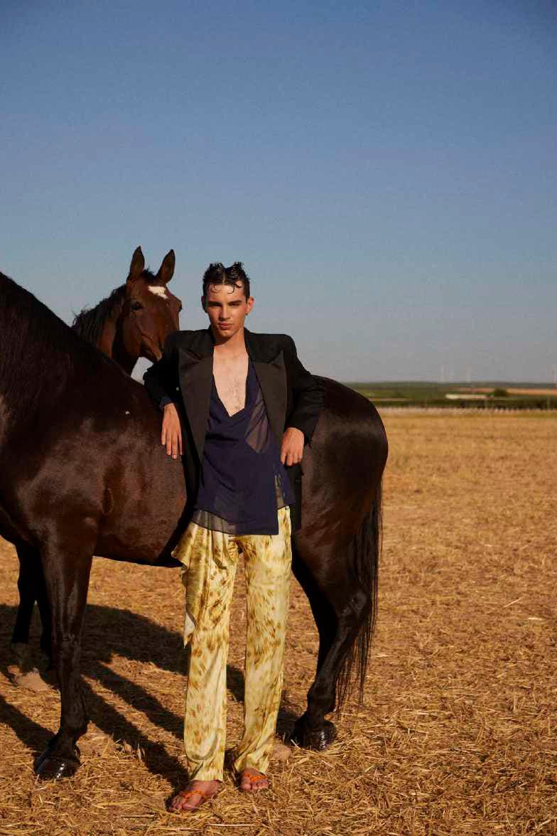 Mans Spring/Summer 2023 "Raíces" Collection Menswear Emerging Designer Brand Menswear Lookbook Jaime Álvarez