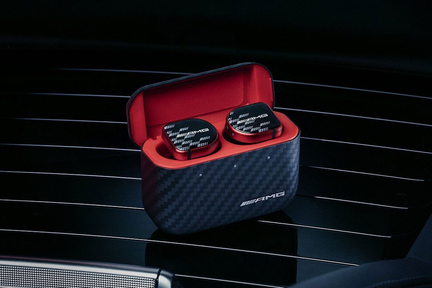 Master Dynamic Mercedes-AMG Deliver High-Performance Earphones kevlar carbon fiber magnesium mW08 MW75 MG20 MC100 headphones wireless charging pad alcantra release info date price