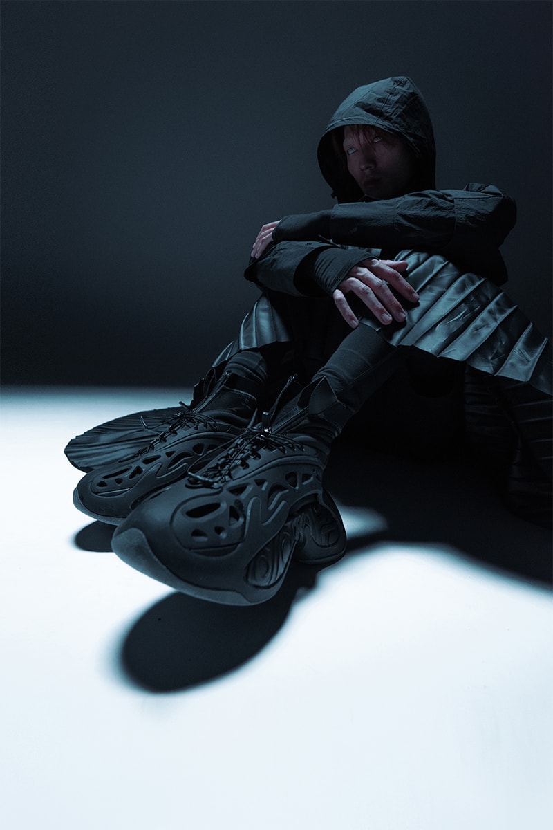 adidas originals mr bailey ozlucent sneaker footwear concept futuristic future design 