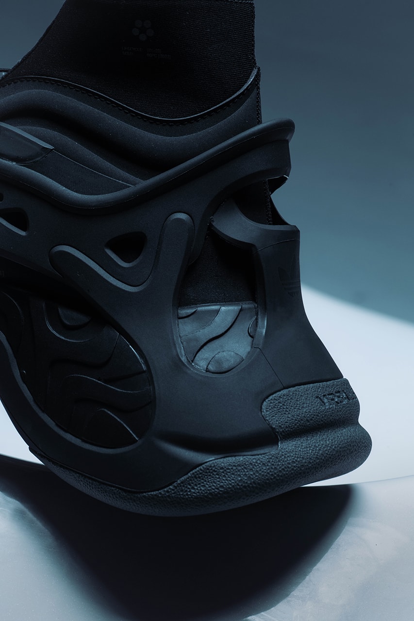 adidas originals mr bailey ozlucent sneaker footwear concept futuristic future design 