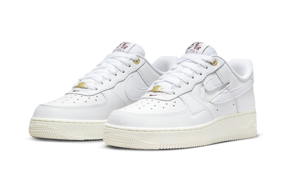 Nike Air Force 1 Low 40th Anniversary Cream Team Red
