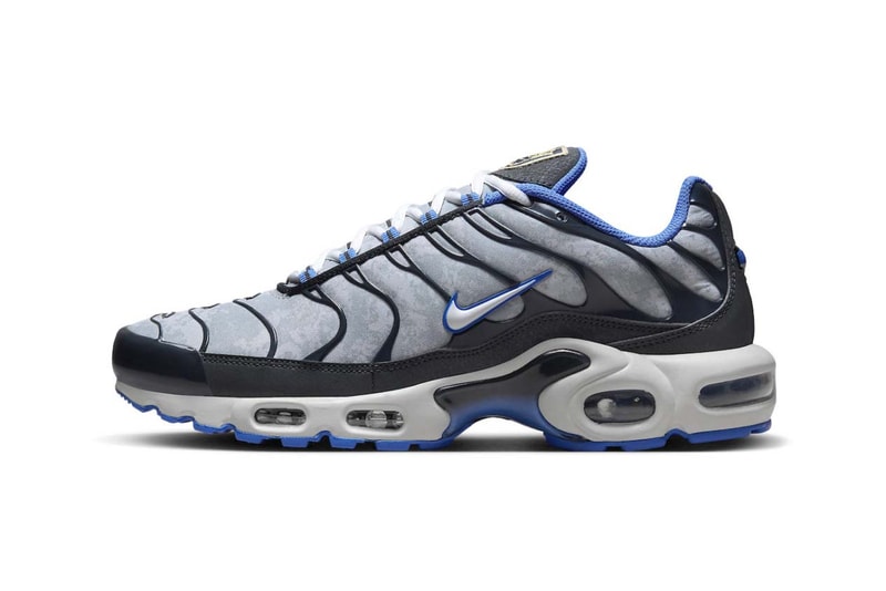 Nike Air Max Plus Social FC DQ3981-001 release info date price cloudy grey black gloss soccer motif summer 2022 blue