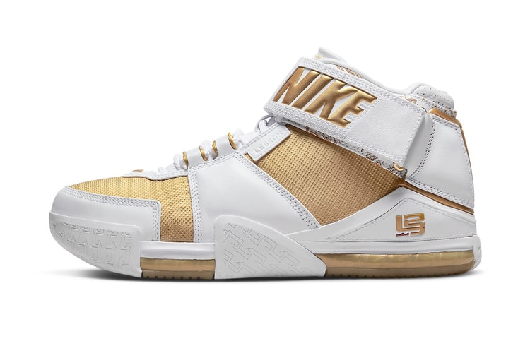 Official Look at the Nike LeBron 2 "Maccabi"