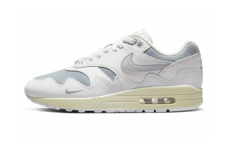 nike air max 1 white and grey