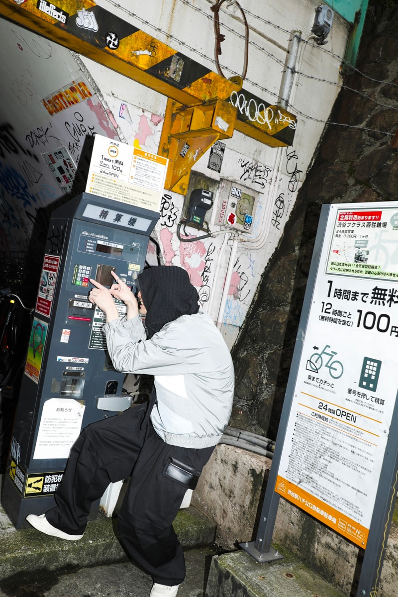 Plateau Studio taiwan japan tokyo taipei shibuya lookbook streetwear youth shirts flannel pleated joggers knit vests jacket flower sweatpants demo release info date price
