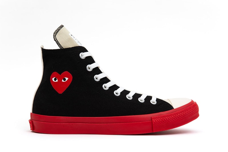 Play Comme des Garcons Converse red black white heart long tongue 