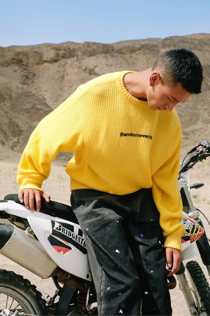 Randomevent fall winter 2022 go oasis comfort relaxation retro styles outdoors puffer denim pixel panel cardigan apparel jacket tee fleece blue white release info date price